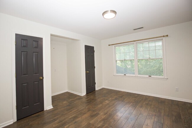 Building Photo - "3-Bedroom Home on Fox Hunt Lane in Southern Pines – Cozy Living Awaits!"