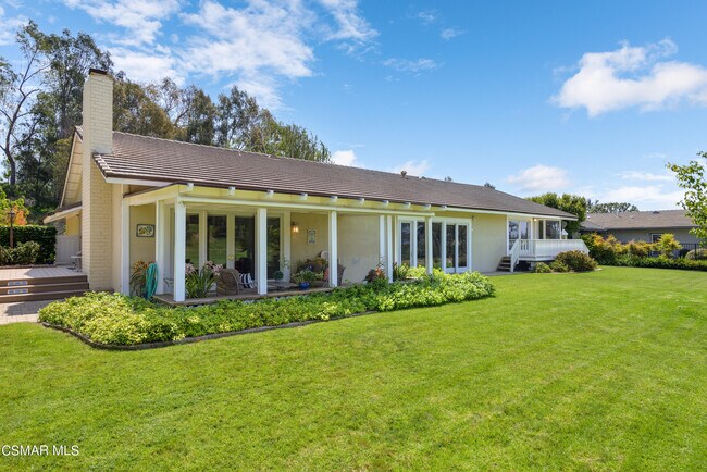 Building Photo - 4161 Clubhouse Dr