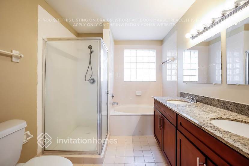 Building Photo - 5062 SW 154th Pl