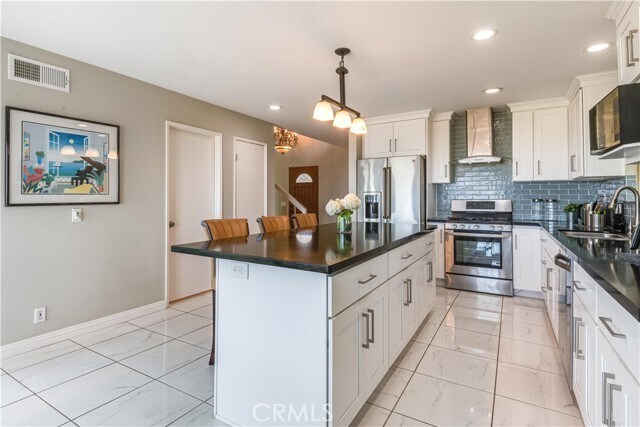 Building Photo - 3019 Carolwood Ln