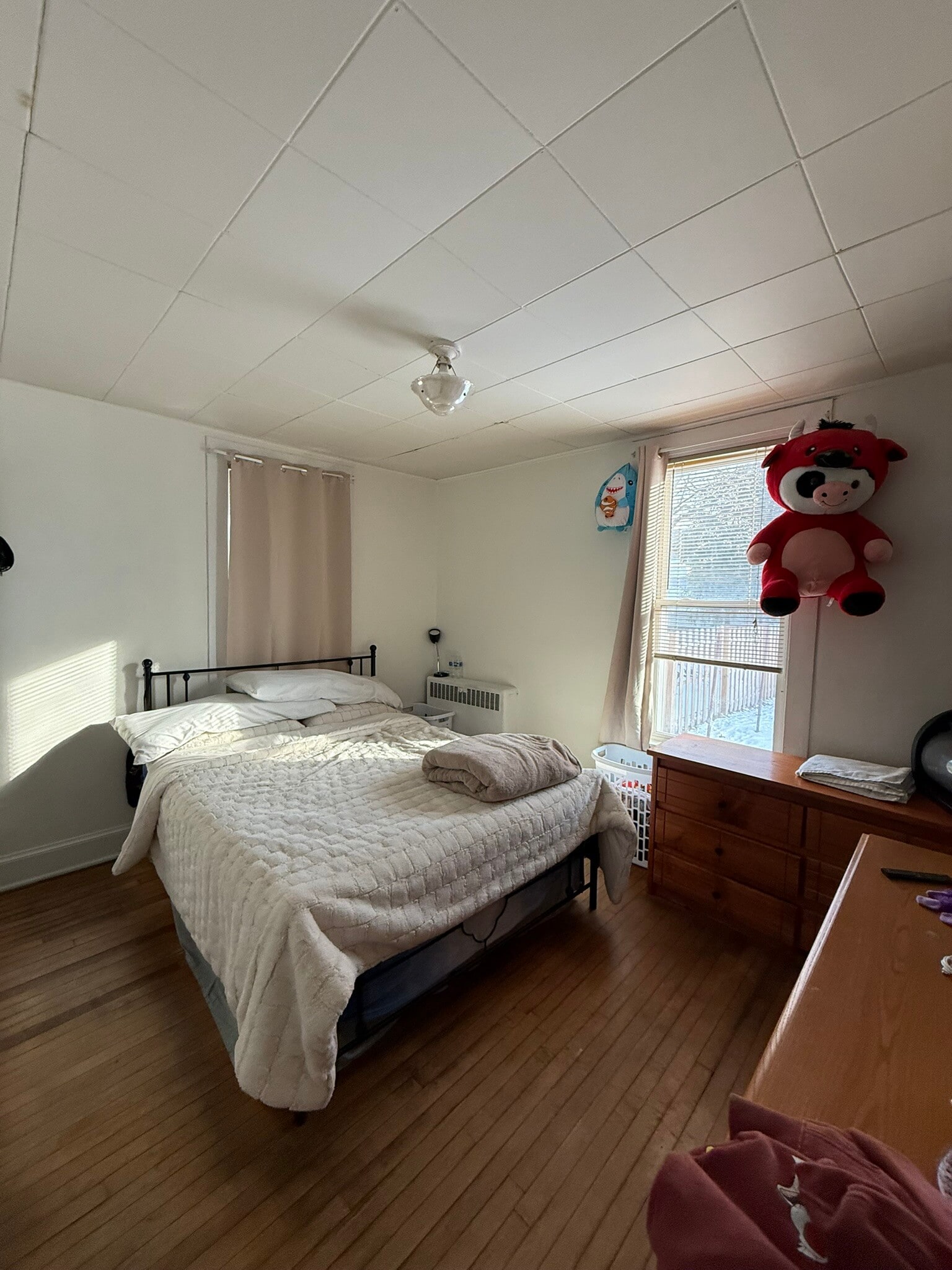 Bedroom 2 - 402 N Morrison St