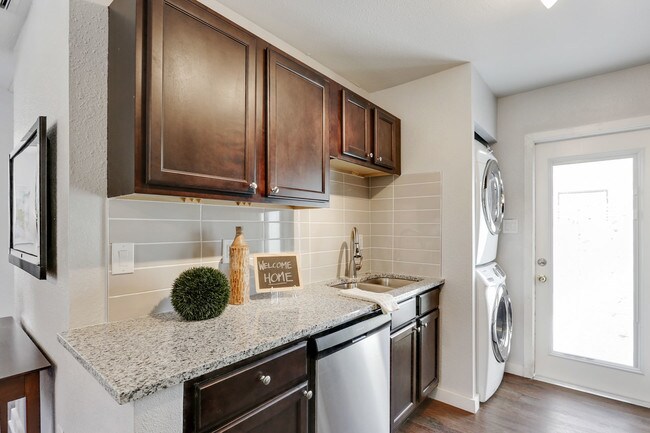 Building Photo - Casa Juanita