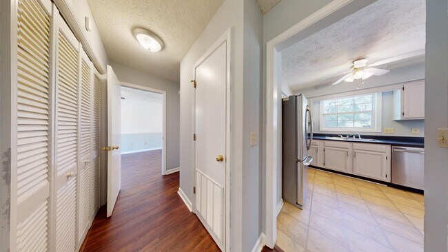 Building Photo - Shelton Park