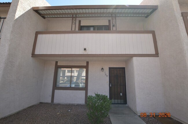 Building Photo - 5265 Child Ct