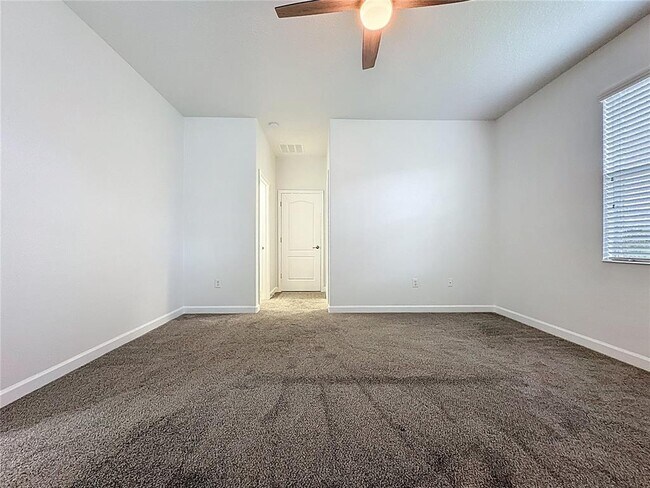 Building Photo - 5218 Cortland Dr