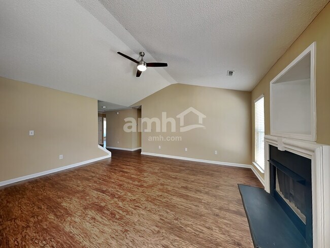 Building Photo - 315 Wild Wing Way