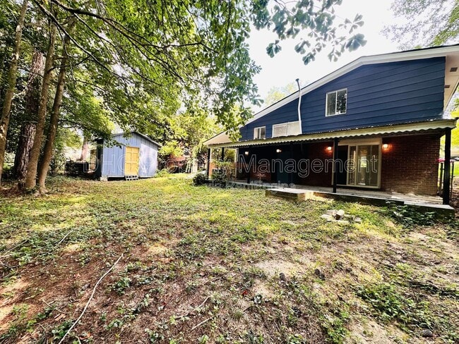 Building Photo - 3222 Apache Dr
