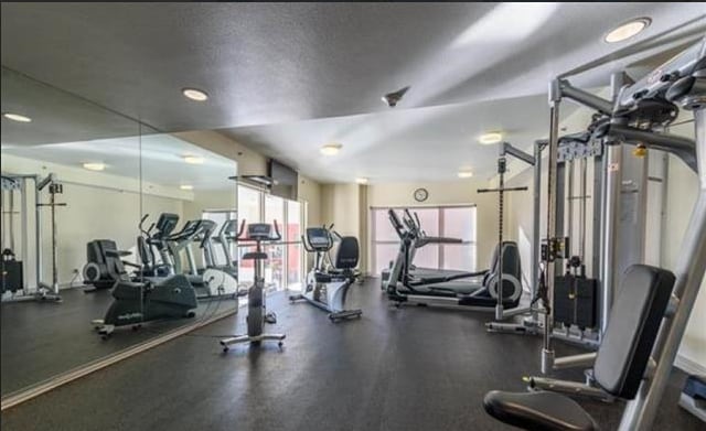 Building Photo - 1240 India St