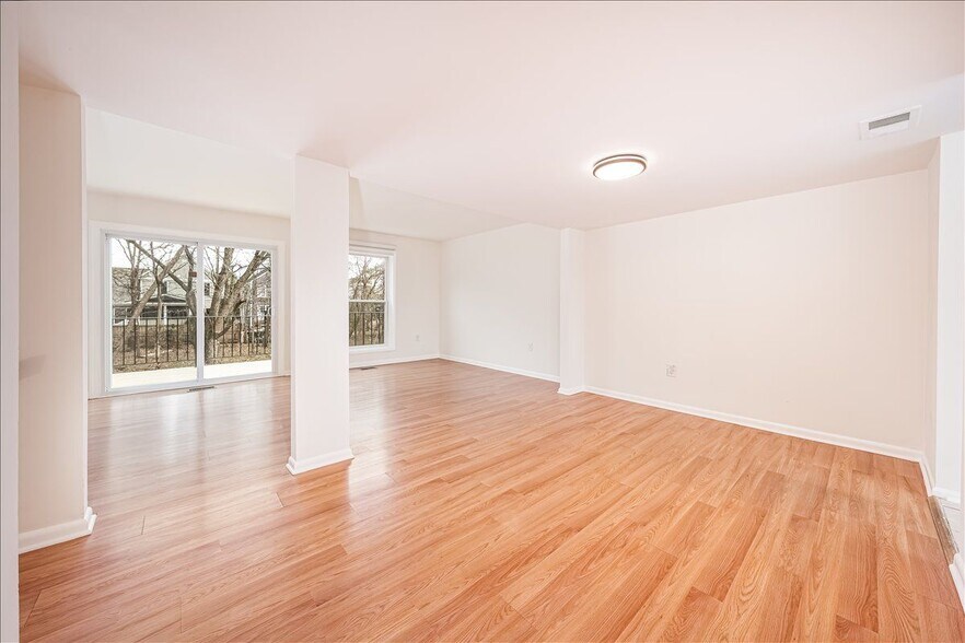Building Photo - 63 Timber Rock Rd