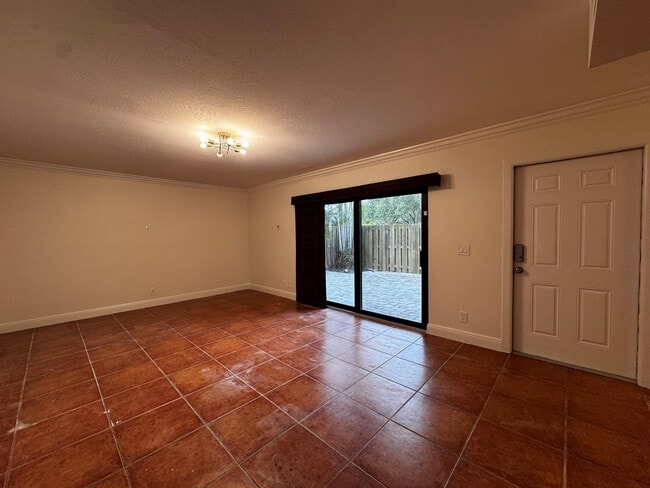 Building Photo - 3205 Spanish Wells Dr