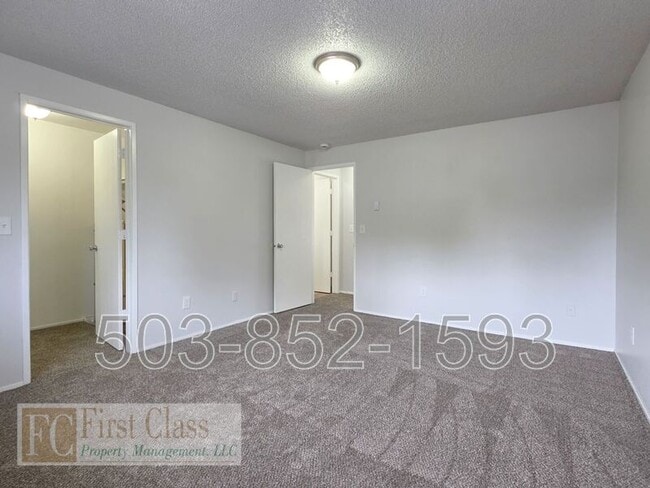 Building Photo - 1328 NE 186th Ave