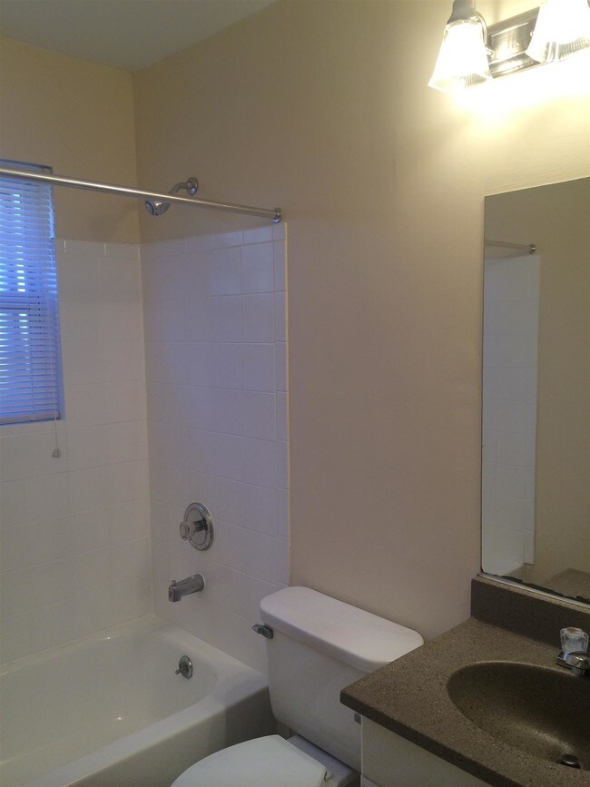 Manor III Apartments 1483 Arthur Langford Pl Atlanta GA 30315