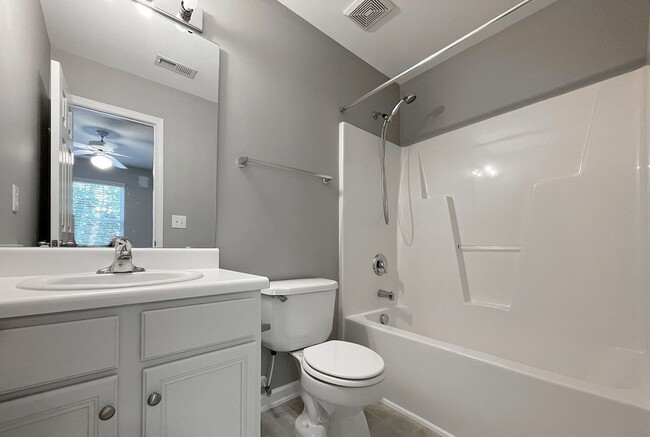 Building Photo - 2709 Willow Pines Pl