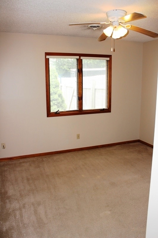 Building Photo - Huge Backyard - Close to Ft. Riley!