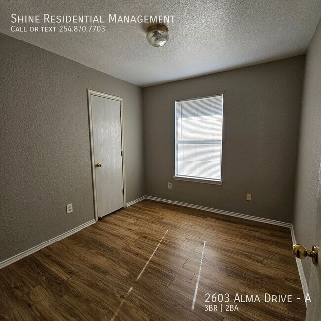 Building Photo - 2603 Alma Dr