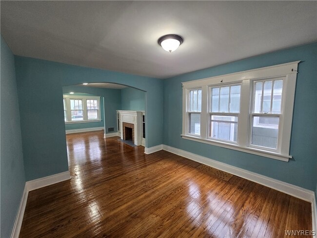 Building Photo - 162 Bickford Ave