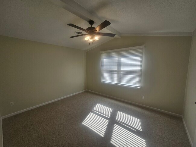 Building Photo - 103B Sunningdale