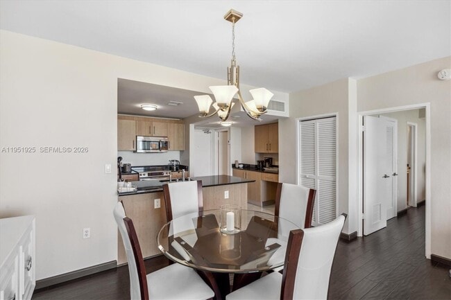 Building Photo - 10275 Collins Ave