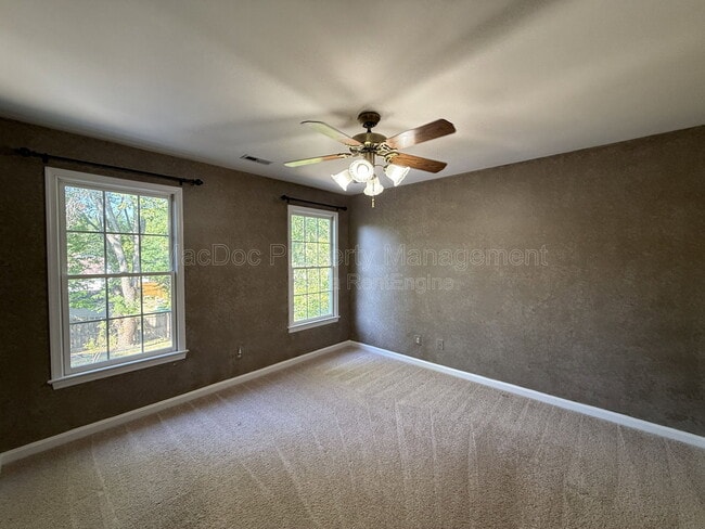 Building Photo - 10500 Westfield Ln