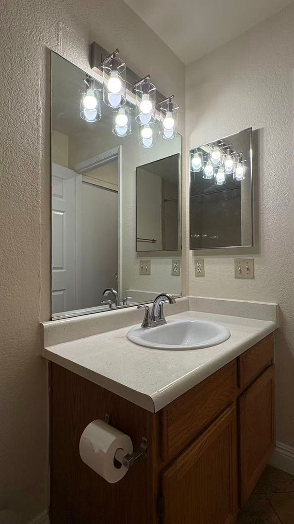 Building Photo - 5038 S Rainbow Blvd