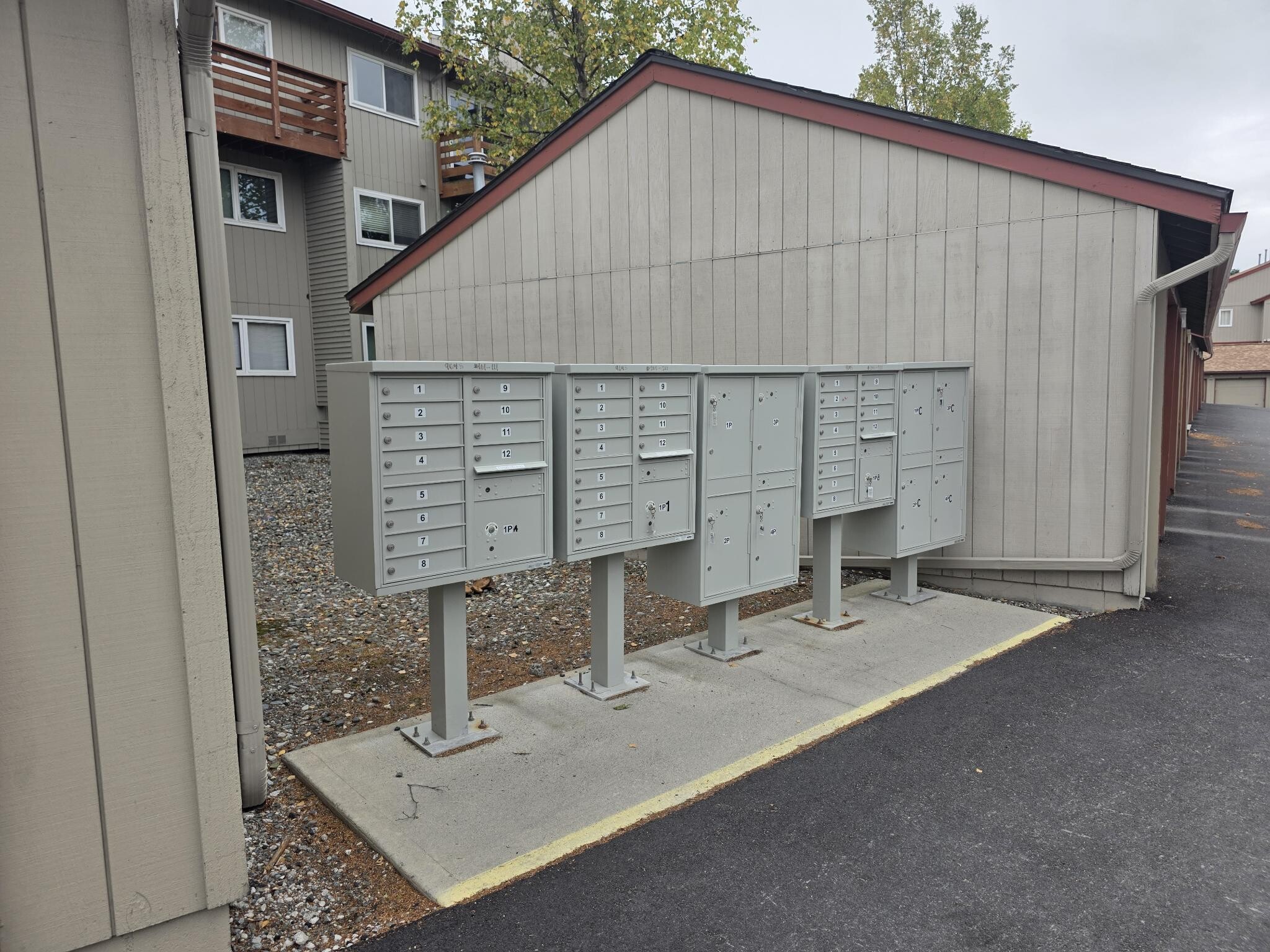 Building Photo - 9645 Independence Dr