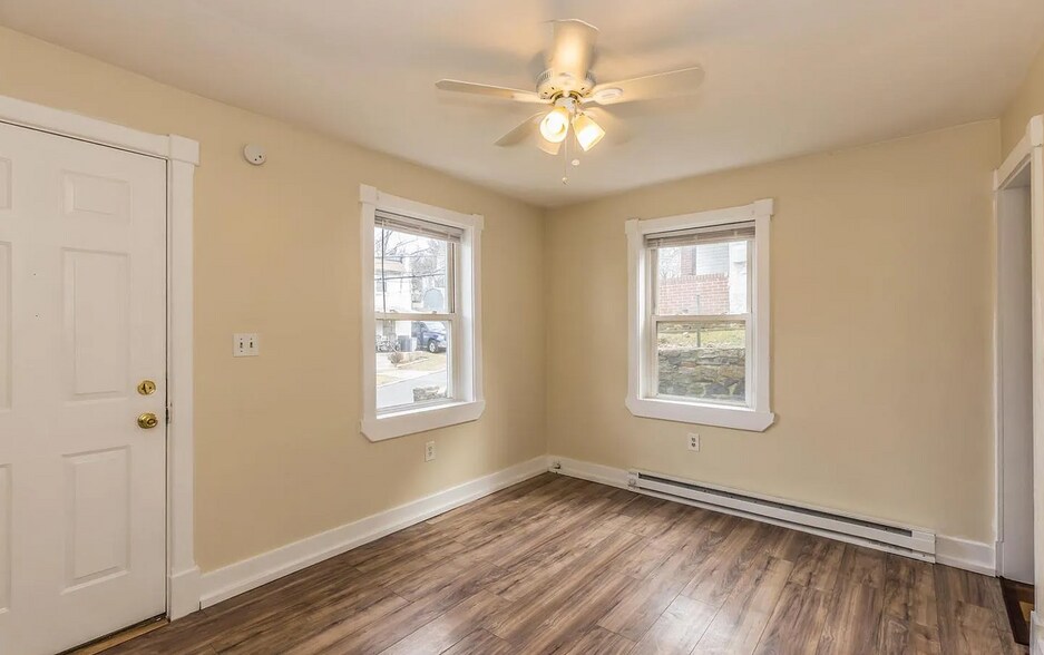 Living Room - 21 Birch St