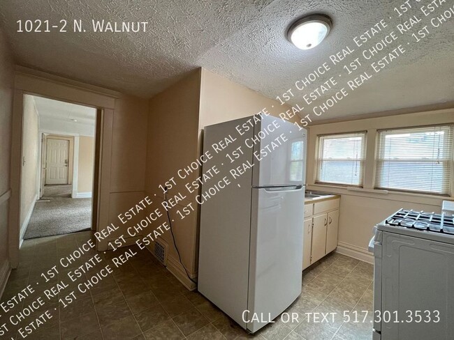 Building Photo - 1021-2 N. Walnut-