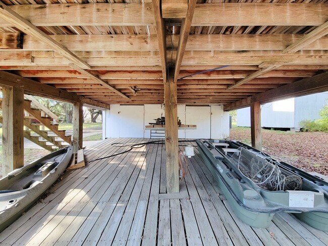 Building Photo - Escape to your updated 3-bed, 2-bath oasis in Goodrich, TX, featuring modern finishes, an open la...