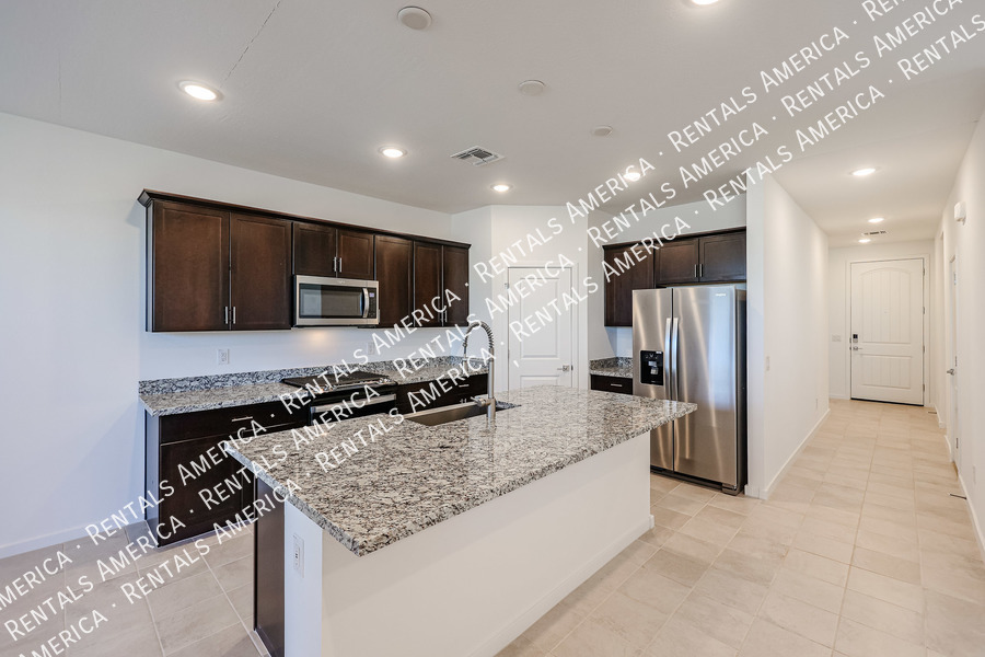 Building Photo - 15990 W Gray Fox Trl