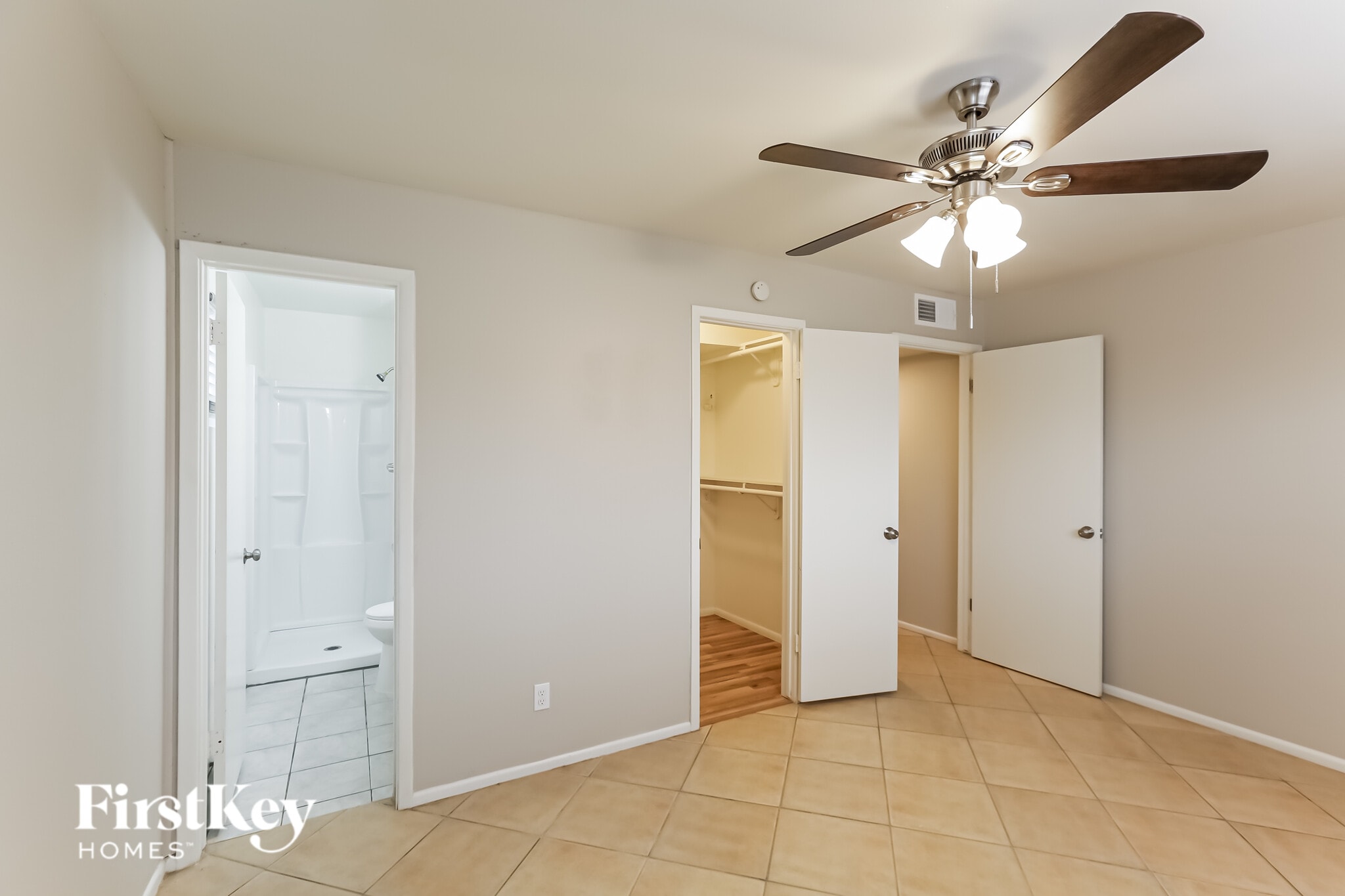 Building Photo - 3746 W Puget Ave