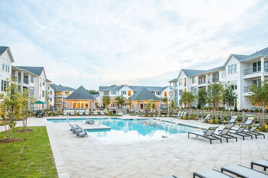 Estelle 100 Wildwood Ct Birmingham AL 35209 Apartment Finder