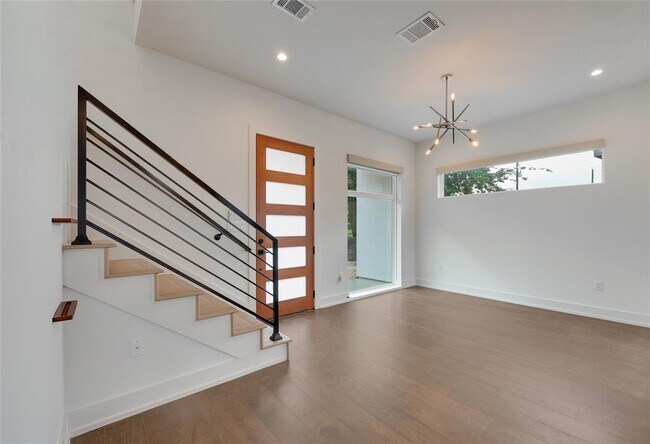 Building Photo - 108 Tillery St