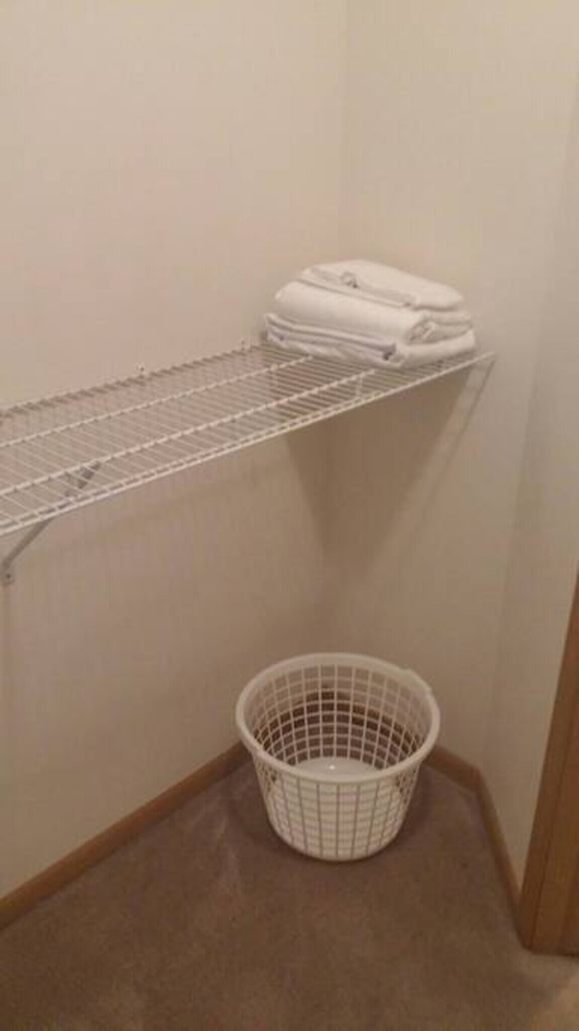 Building Photo - 501 Plaza Dr