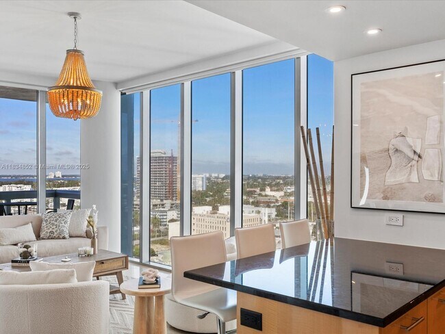 Building Photo - 6899 Collins Ave