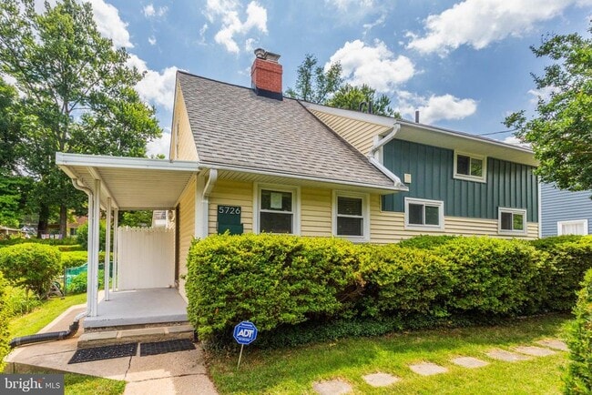 Primary Photo - 5726 Crawford Dr