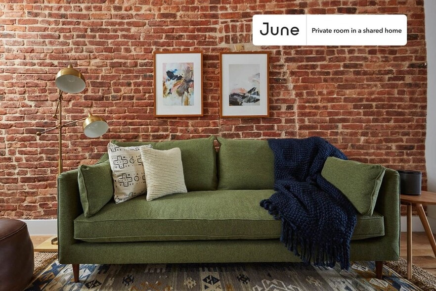 Building Photo - Spacious ROOM at The Cornelia House