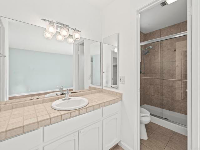 Building Photo - 2639 Pirineos Way