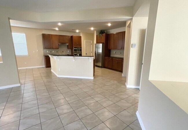 Building Photo - 133 Camden Cay Dr