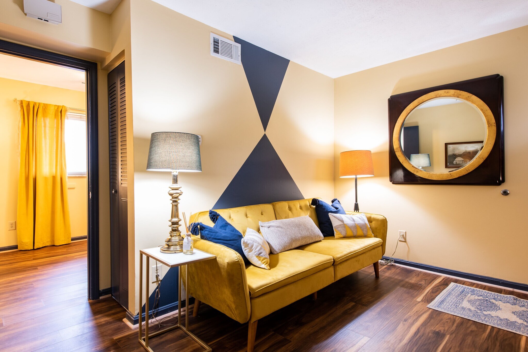 Building Photo - 1225 S 6th St