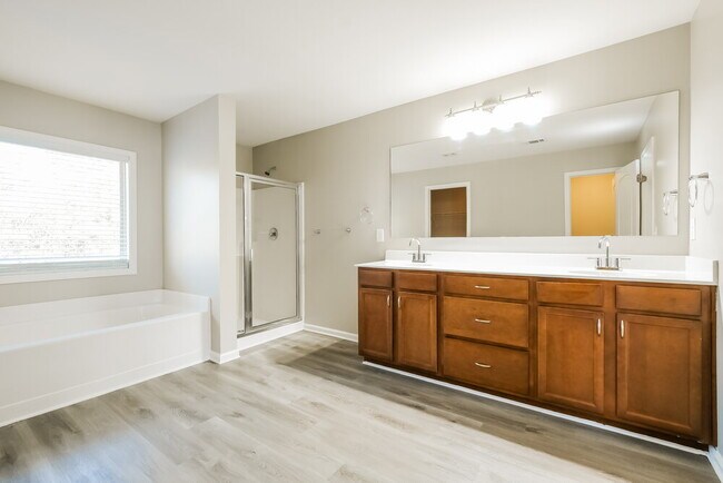 Building Photo - 1416 Blue Sail Ave