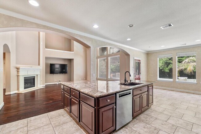 Building Photo - 15602 Shining Brook Ct