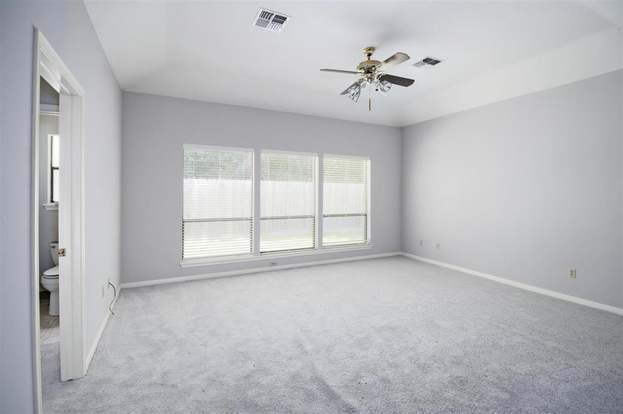 Building Photo - 3323 Village Falls Ct