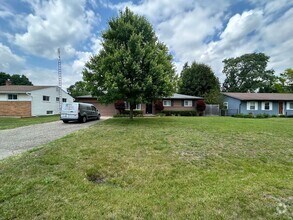 Building Photo - 4057 Bramford-