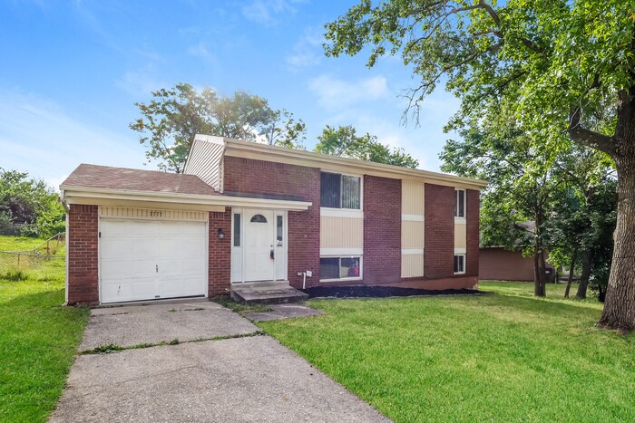 Building Photo - 7777 Ravenswood Dr