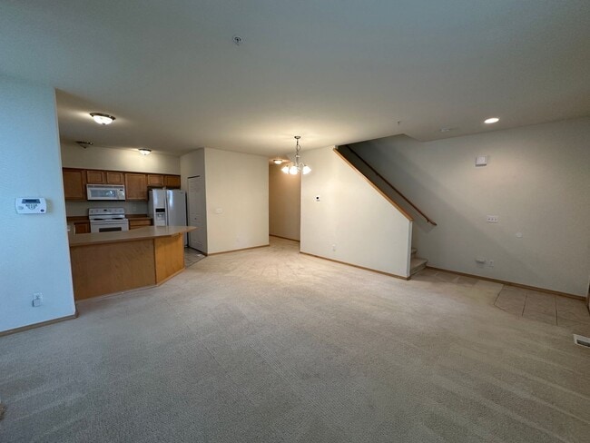 Building Photo - 2565 Evans Ct