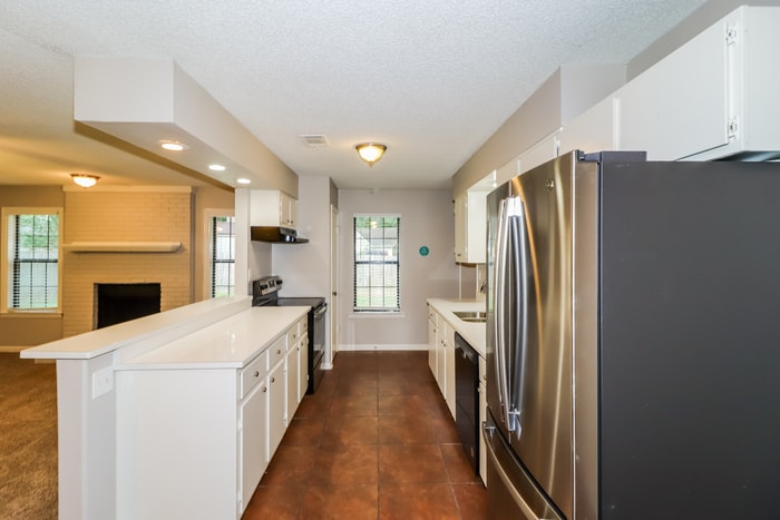 Building Photo - 3016 Shade Tree Cove