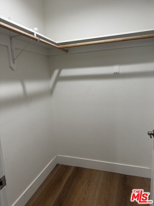 Building Photo - 731 E 33rd St