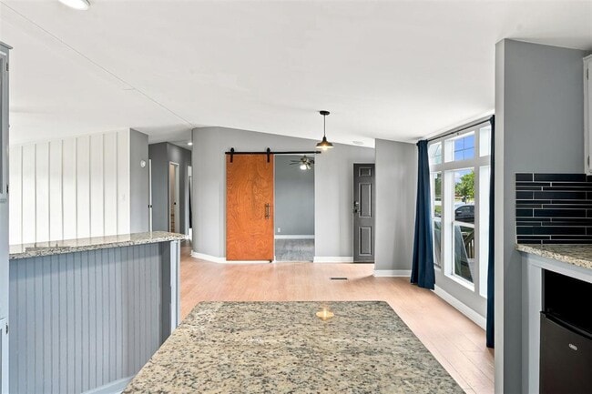 Building Photo - 1151 Heidenreich Ln