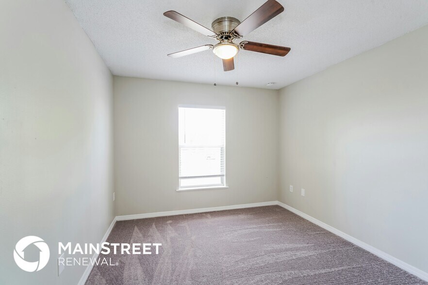 Building Photo - 3640 Queens Cove Blvd