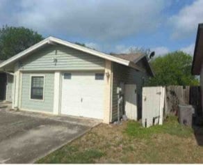 Building Photo - 317 Vivian Dr